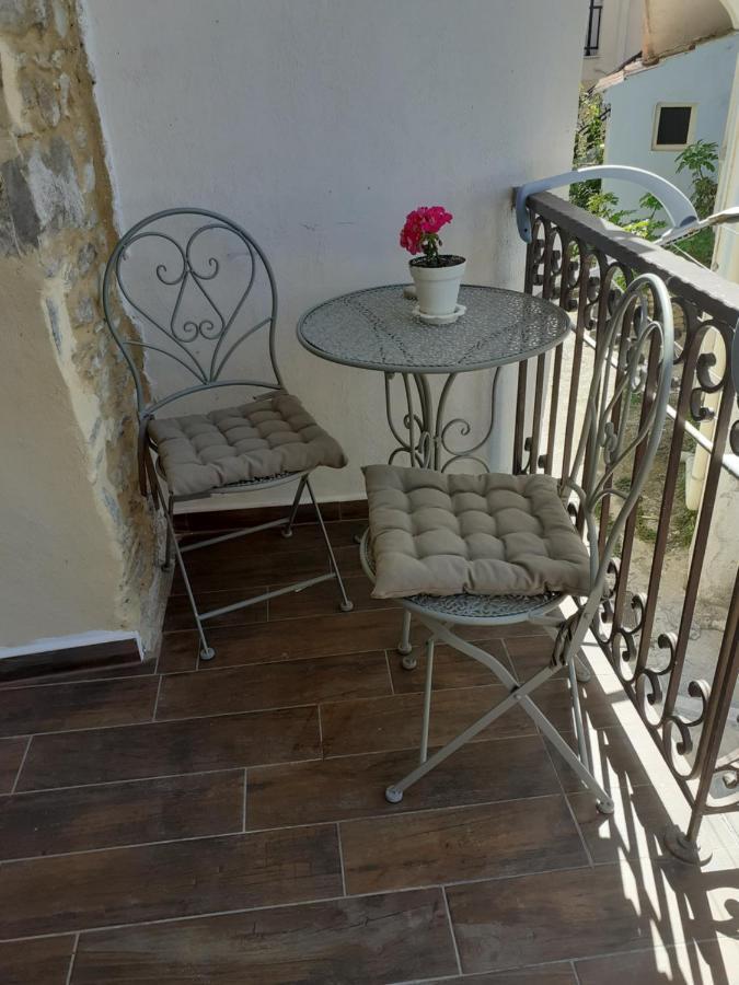 Lazaros Villa ลิเมนาเรีย ภายนอก รูปภาพ