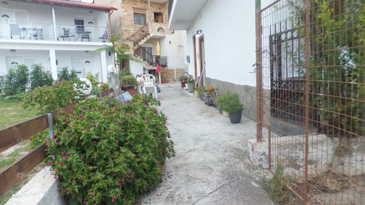 Lazaros Villa ลิเมนาเรีย ภายนอก รูปภาพ